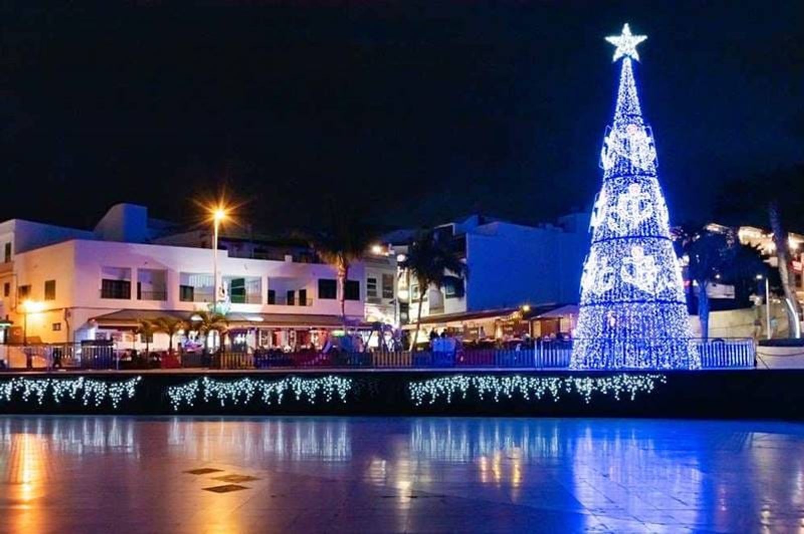 Puerto del Carmen se prepara para una noche mágica de fin de año en la Plaza del Varadero
