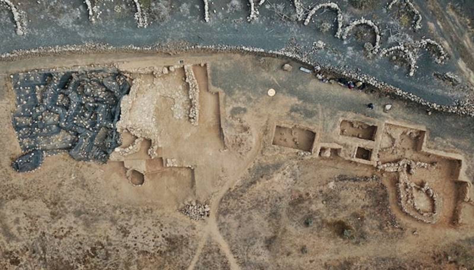 El yacimiento de El Bebedero aporta nuevas claves sobre los primeros pobladores de Lanzarote y su relación con el mundo romano