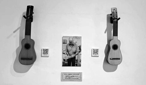 La Casona de Femés alberga una exposición sobre la historia del timple