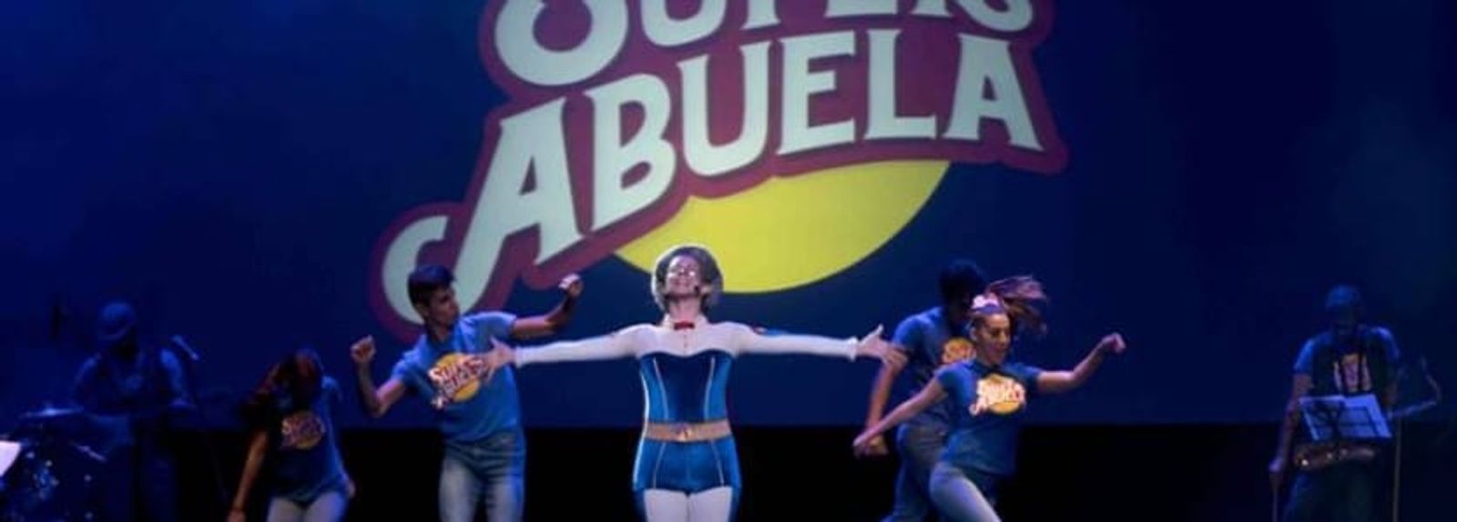 ‘SuperAbuela’ viene a Lanzarote para celebrar el Día Mundial de la Infancia