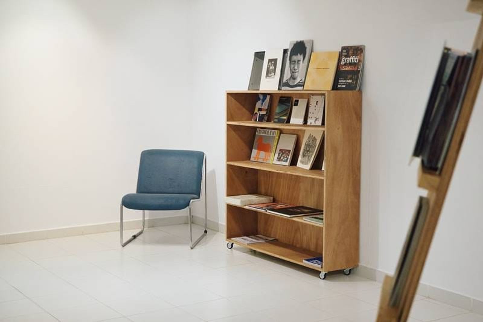 Acción Paralela: la asociación Ars Magna activa la Biblioteca Insular a través de la cultura audiovisual y el libro artístico