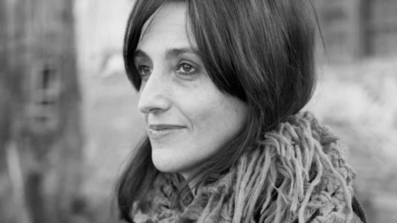 La periodistas Helena Maleno participa en una charla coloquio en la Casa Museo José Saramago