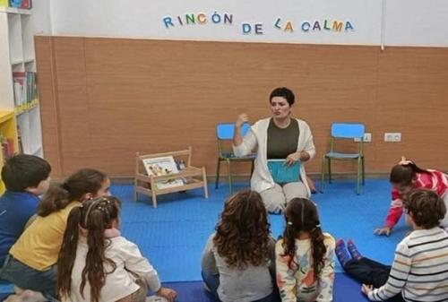 Cuentos, lectura y actividades infantiles centran el Día del Libro en Arrecife