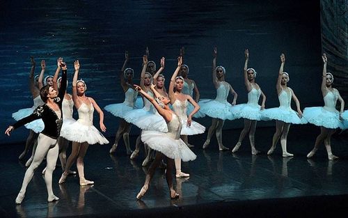 A la venta las entradas del ‘Lago de los cisnes’ de la International Ballet Company en El Salinero