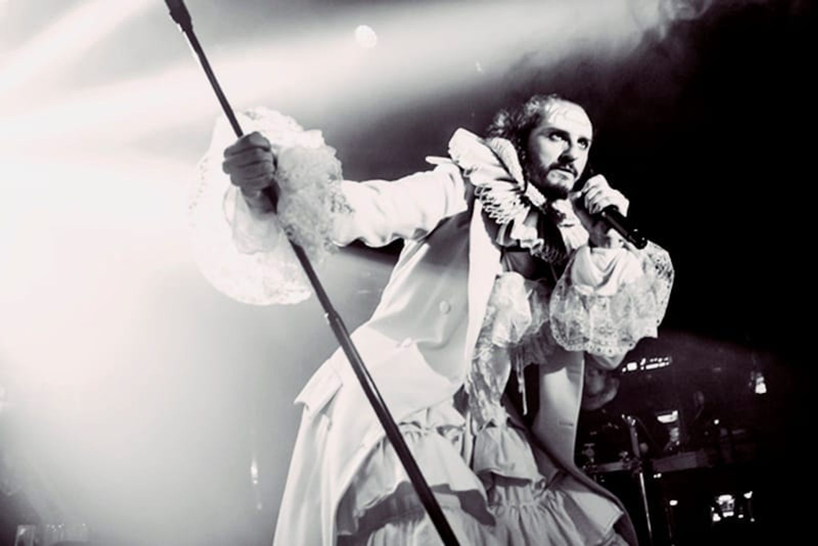 Asier Etxeandia trae su ‘Mastodonte’ musical a Lanzarote