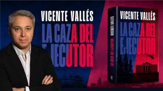 Vicente Vallés presenta la novela ‘La caza del ejecutor’ en el Islote de Fermina