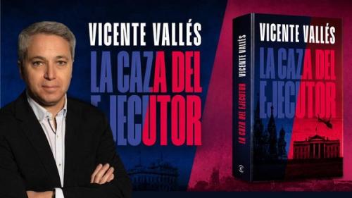 Vicente Vallés presenta la novela ‘La caza del ejecutor’ en el Islote de Fermina