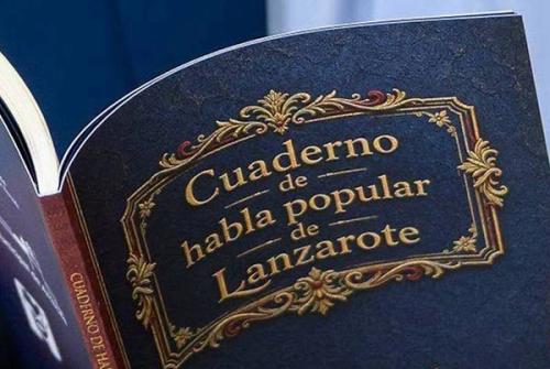 Editado un libro inédito de Agustín de la Hoz y Pilar Perdomo sobre el habla popular de Lanzarote