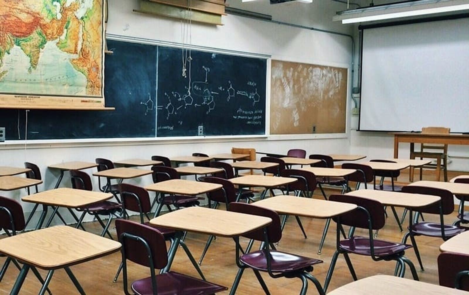 Suspendidas las clases este lunes en Canarias