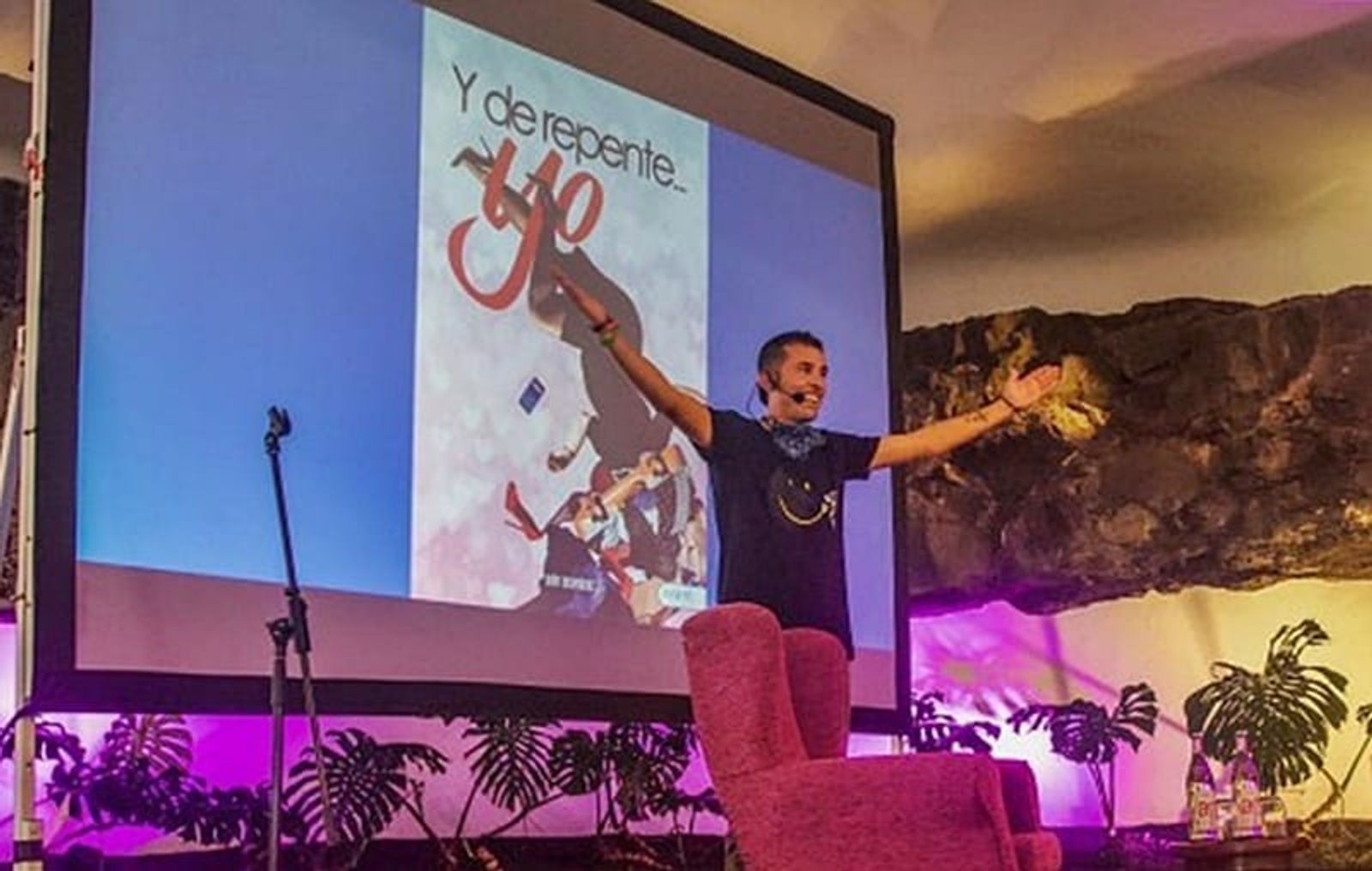 Ibán Bermúdez presentó su novela ‘Y de repente… yo’