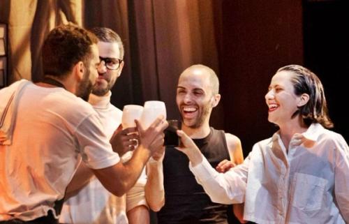 Las relaciones de pareja se convierten en un juego de estrategia en la obra ‘El enroque’