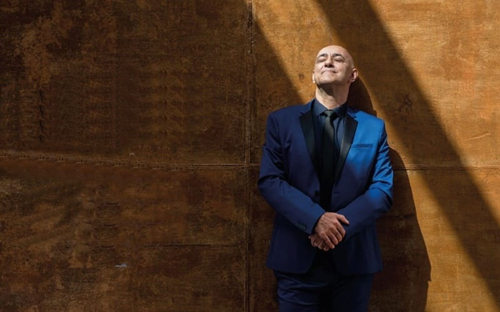 Augusto Báez ofrece este sábado un concierto virtual desde la Cueva de los Verdes