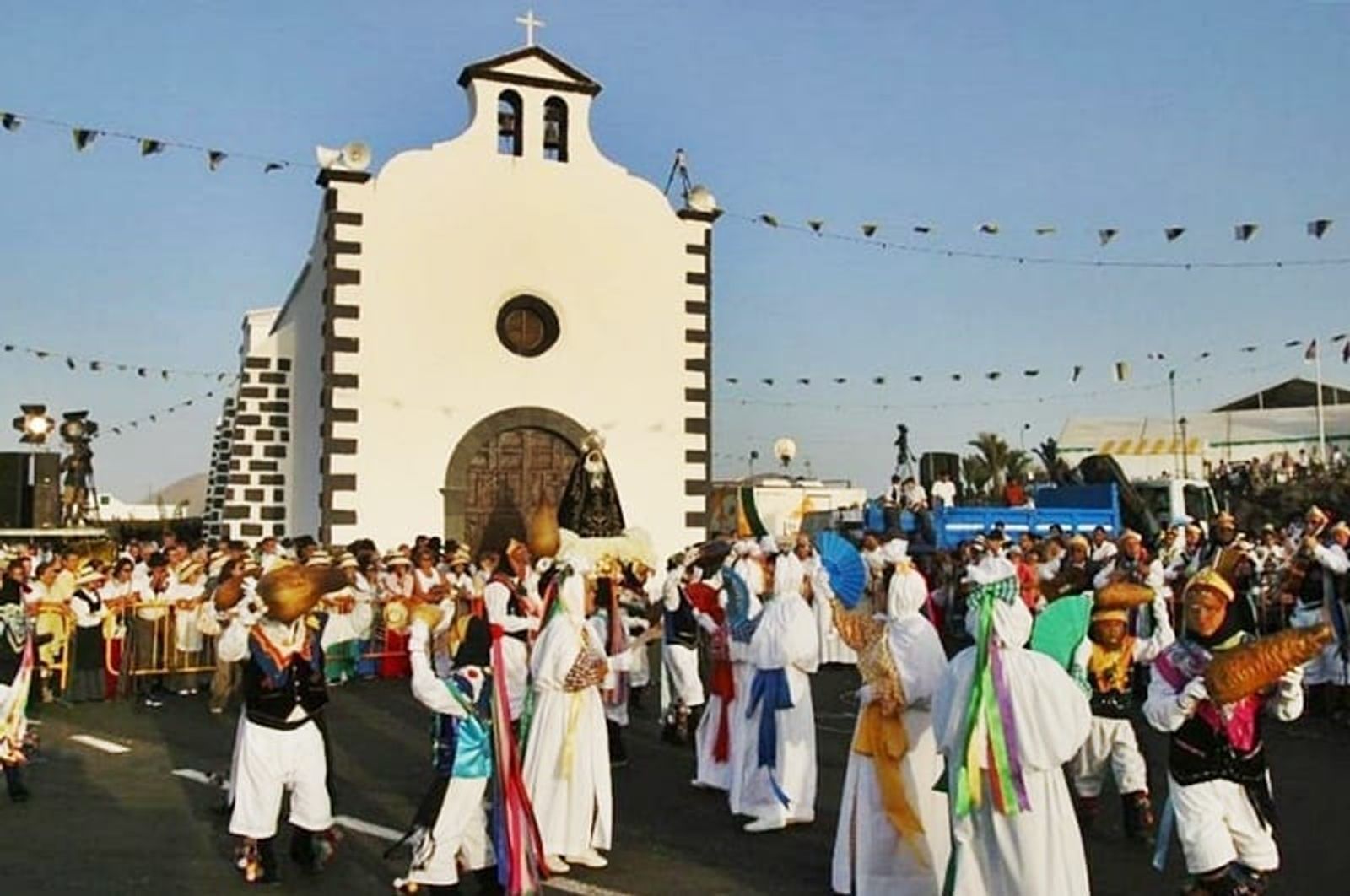 Programa completo de las Fiestas de Los Dolores 2025