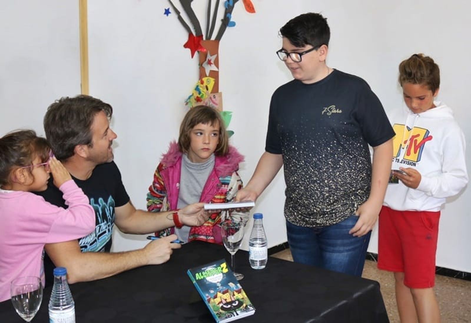 Miguel Aguerralde presentá la nueva aventura de ‘Allister Z’