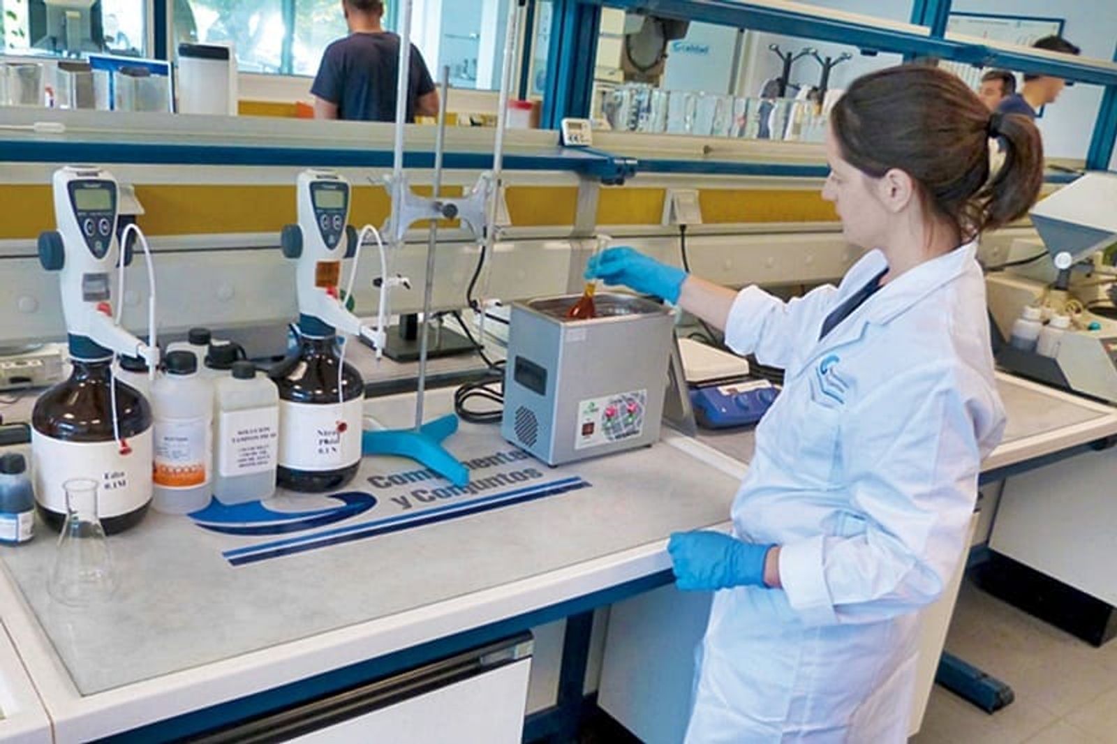 La situación de las investigadoras científicas canarias: necesita mejorar