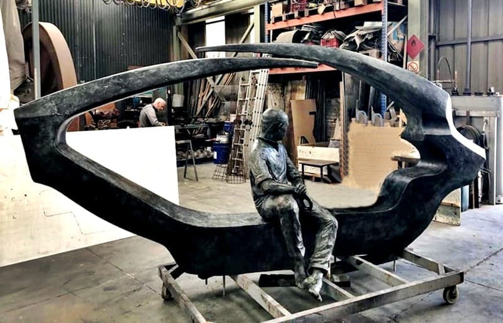 ‘La mirada de César’ ya finalizada espera a ser emplazada en Lanzarote