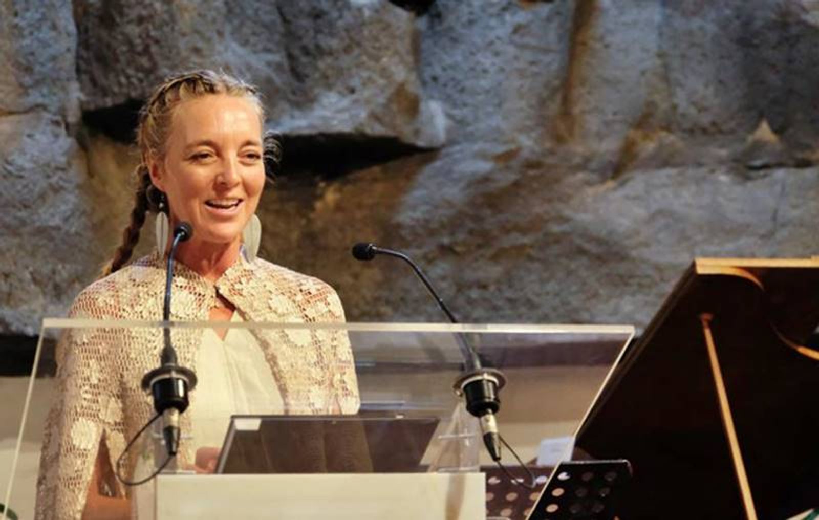 Presentado el libro ‘Lava y Arena. La agricultura heroica de Lanzarote’ de Itxaso Elorduy