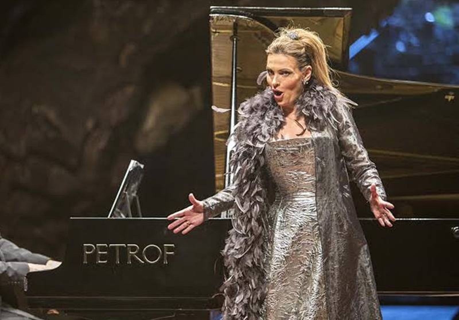 En peligro el concierto de Ainhoa Arteta en Lanzarote tras serle amputados varios dedos por un infarto