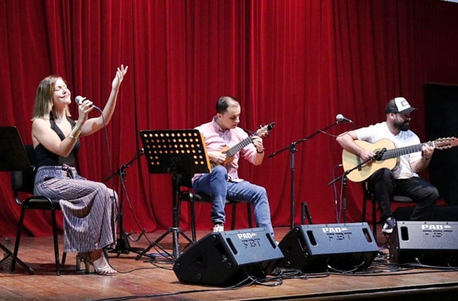 Claudia Álamo y Beselch Rodríguez llenaron de sonido el municipio de Yaiza