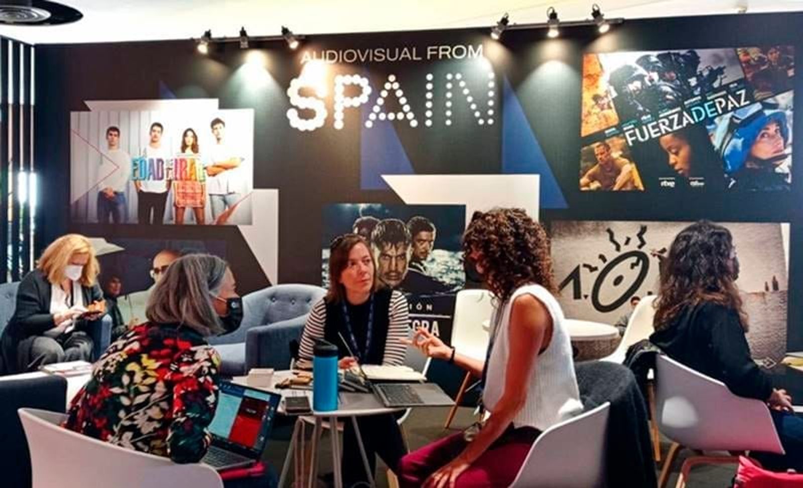 Canarias asiste a Series Mania, el mercado donde se originan las series de televisión
