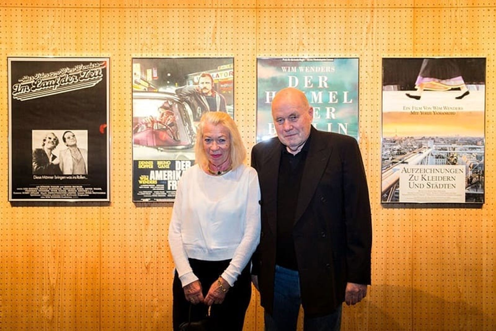 La Muestra reconoce la labor de los cartelistas de cine premiado a Margrit y Peter Sickert