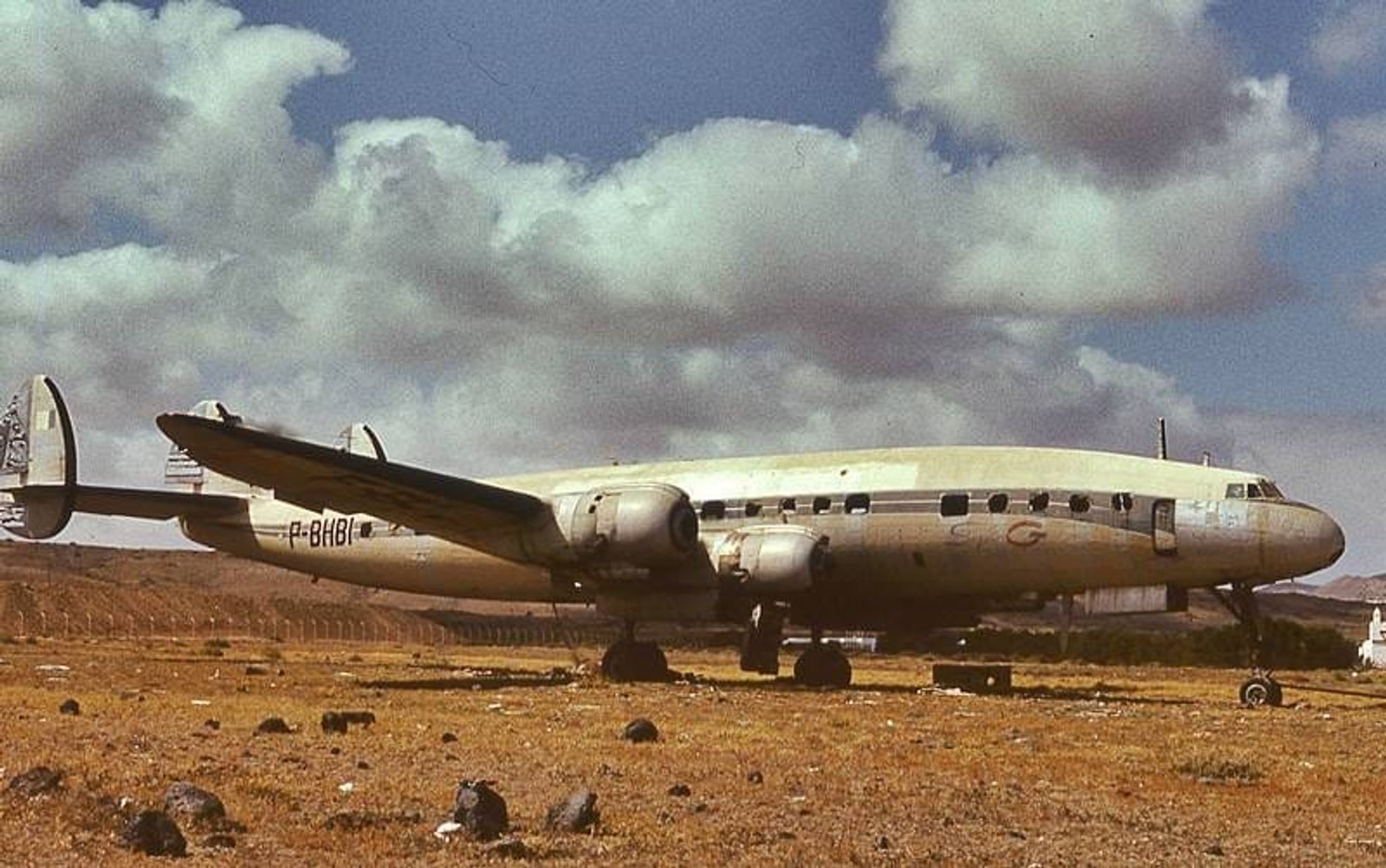 Constellation, el avión abandonado que pudo ser un bar de Puerto del Carmen