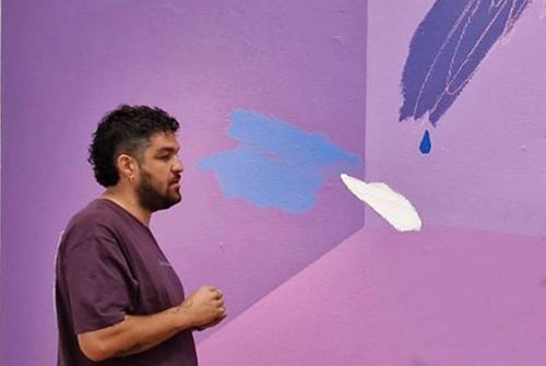 Inaugurada en Arrecife la exposición del lanzaroteño JUIN ‘Tú también has llovido. Cómo transitar el dolor’