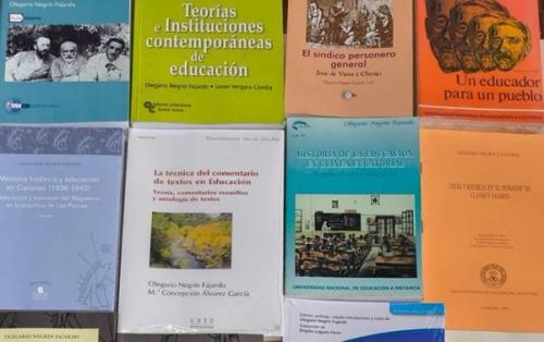 La Biblioteca Municipal de Haría incorpora nuevos fondos sobre pedagogía e historia de la educación