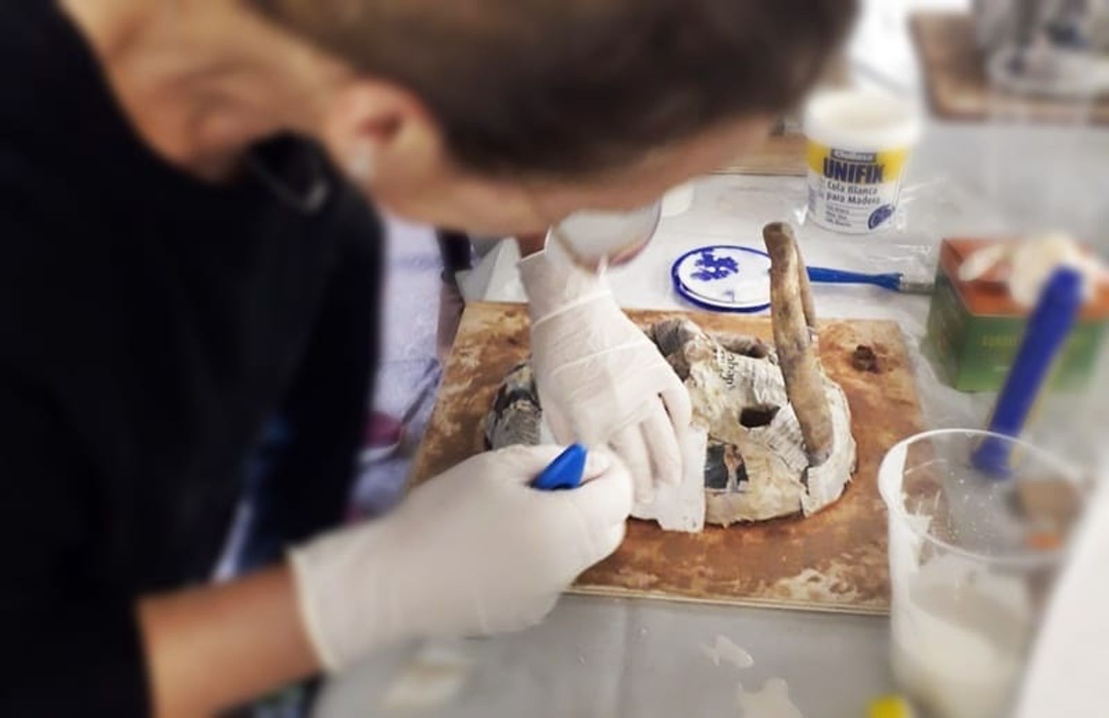Teguise organiza un taller para la elaboración de la careta de Diablete