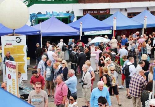 La Feria del Queso y la Cabra regresa a Yaiza este mayo