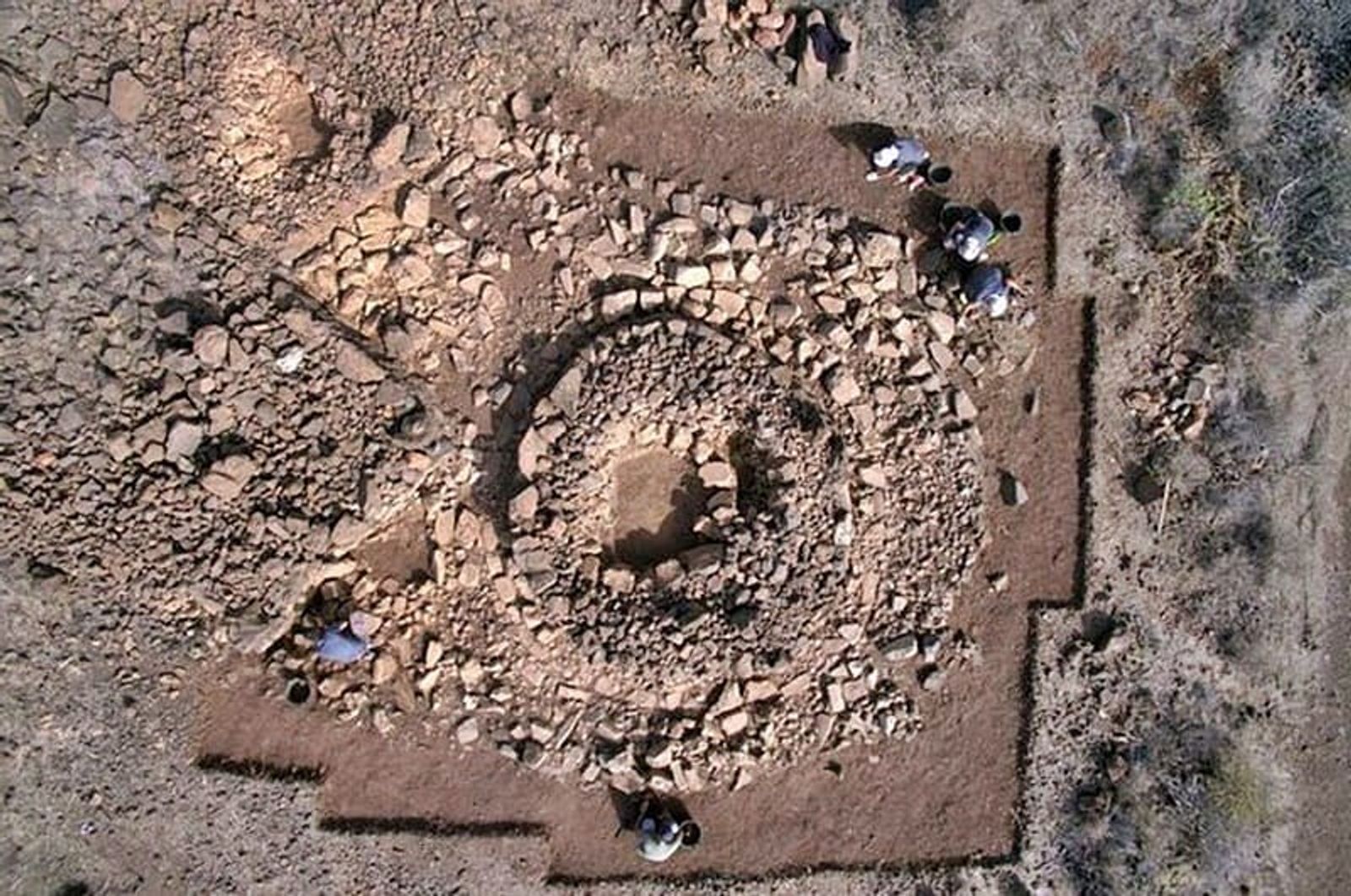 Descubiertas estructuras funerarias prehispánicas sin precedentes en Canarias