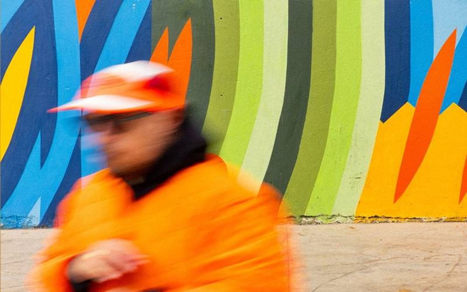 El artista Capi Cabrera lleva a Tías un laboratorio artístico gratuito sobre la identidad canaria