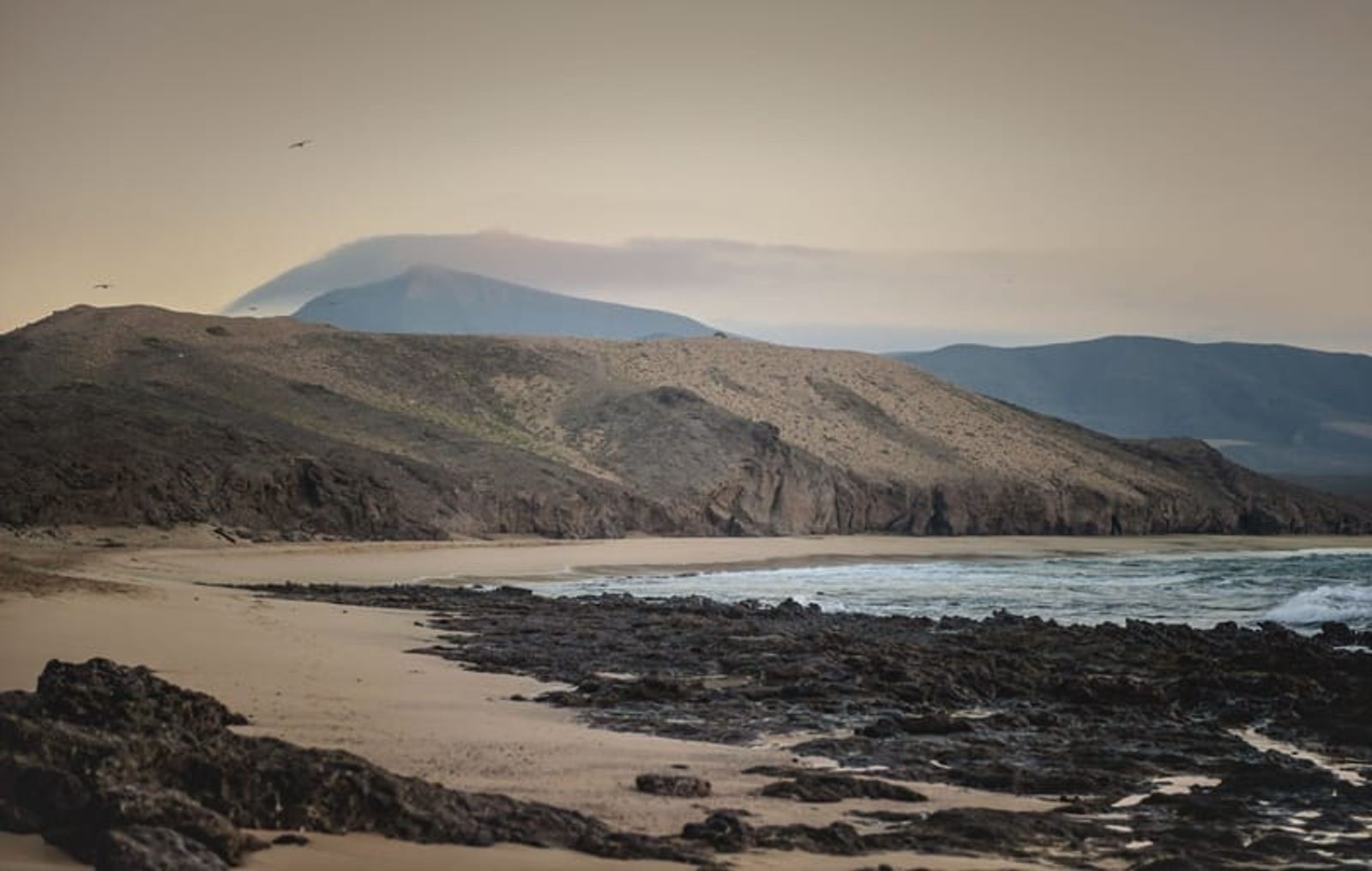 Los 25 años de Lanzarote como Reserva de la Biosfera, recogidos en un libro