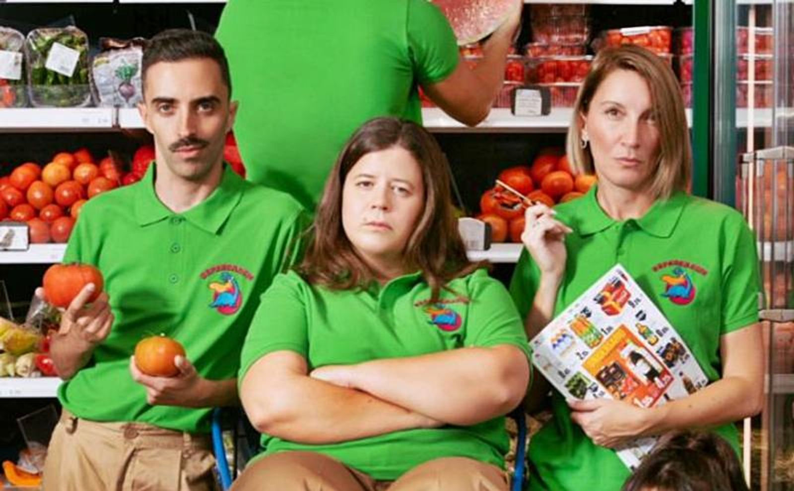 ‘Supersaurio’ lleva al Teatro El Salinero una mirada con humor a la precariedad de toda una generación