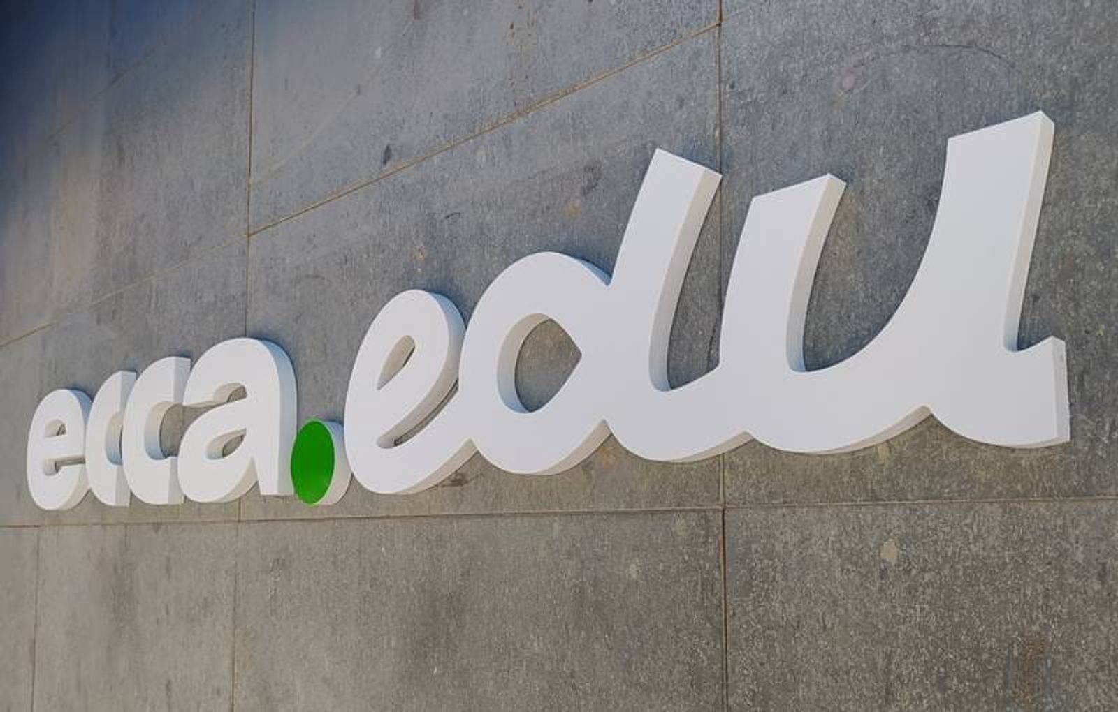 Radio ECCA se transforma para dar formación 100% en línea