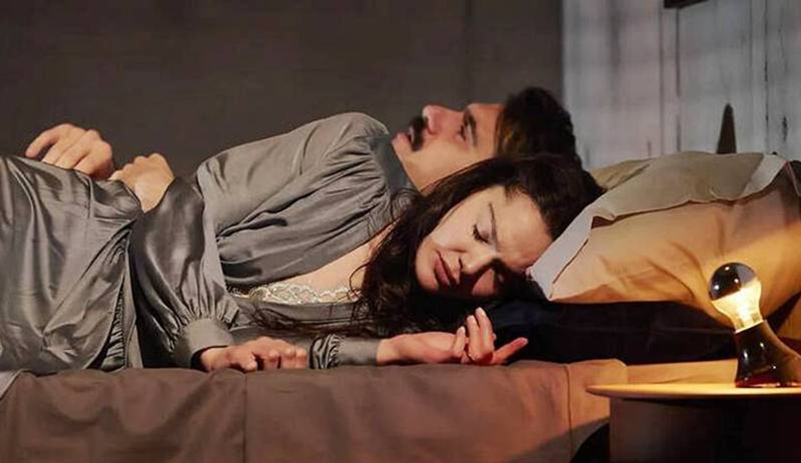 ‘La otra bestia’ explora los límites entre teatro, poesía y autobiografía en el Teatro El Salinero