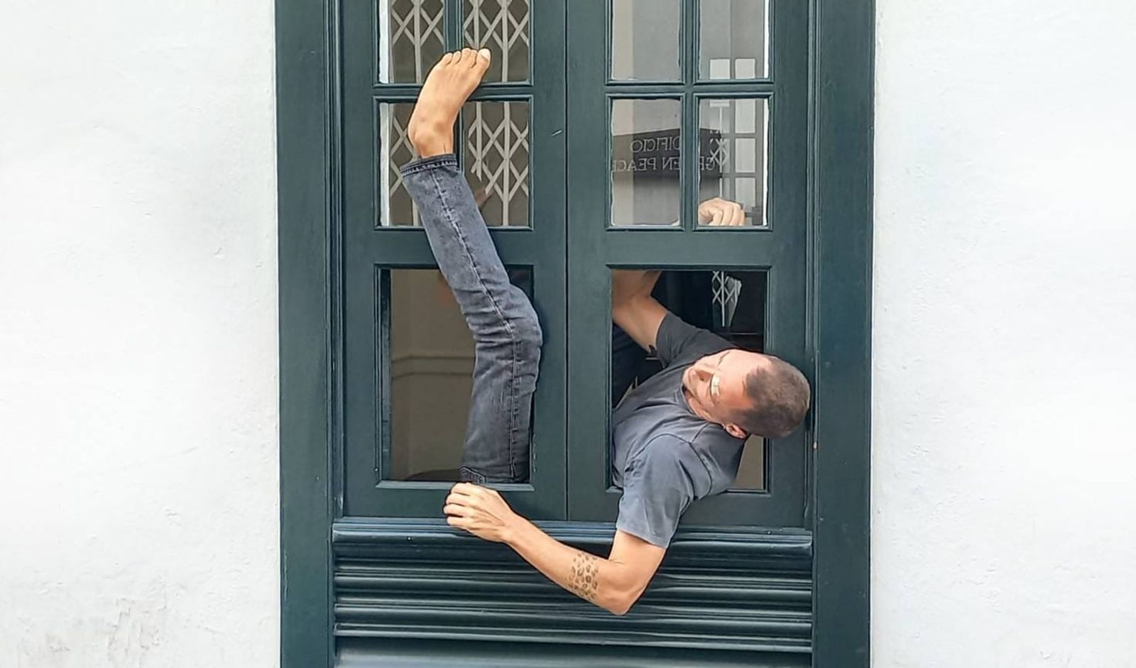 Javier Ferrer, danzando el pensamiento