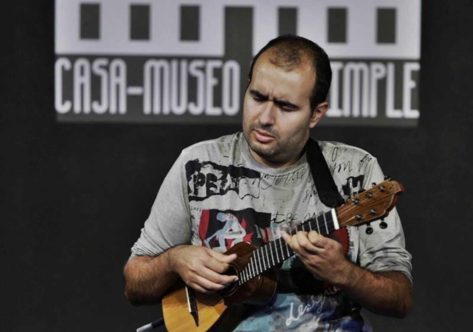 Yone Rodríguez inauguró los conciertos de la Casa-Museo del Timple