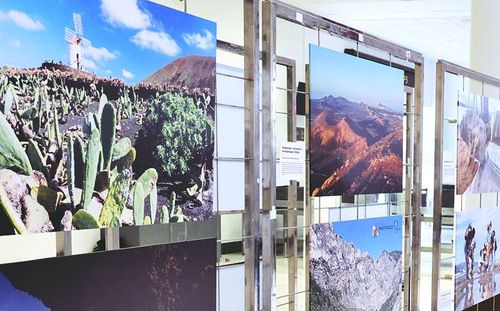 Inaugurada exposición sobre geoparques en el aeropuerto César Manrique