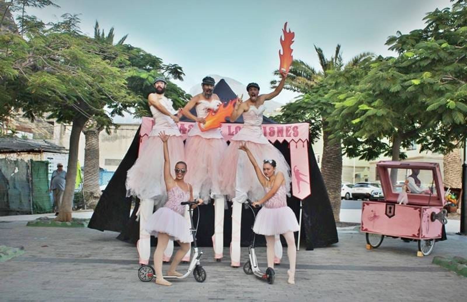 ‘El paso de los cisnes’ recorrerá este domingo las calles de La Villa