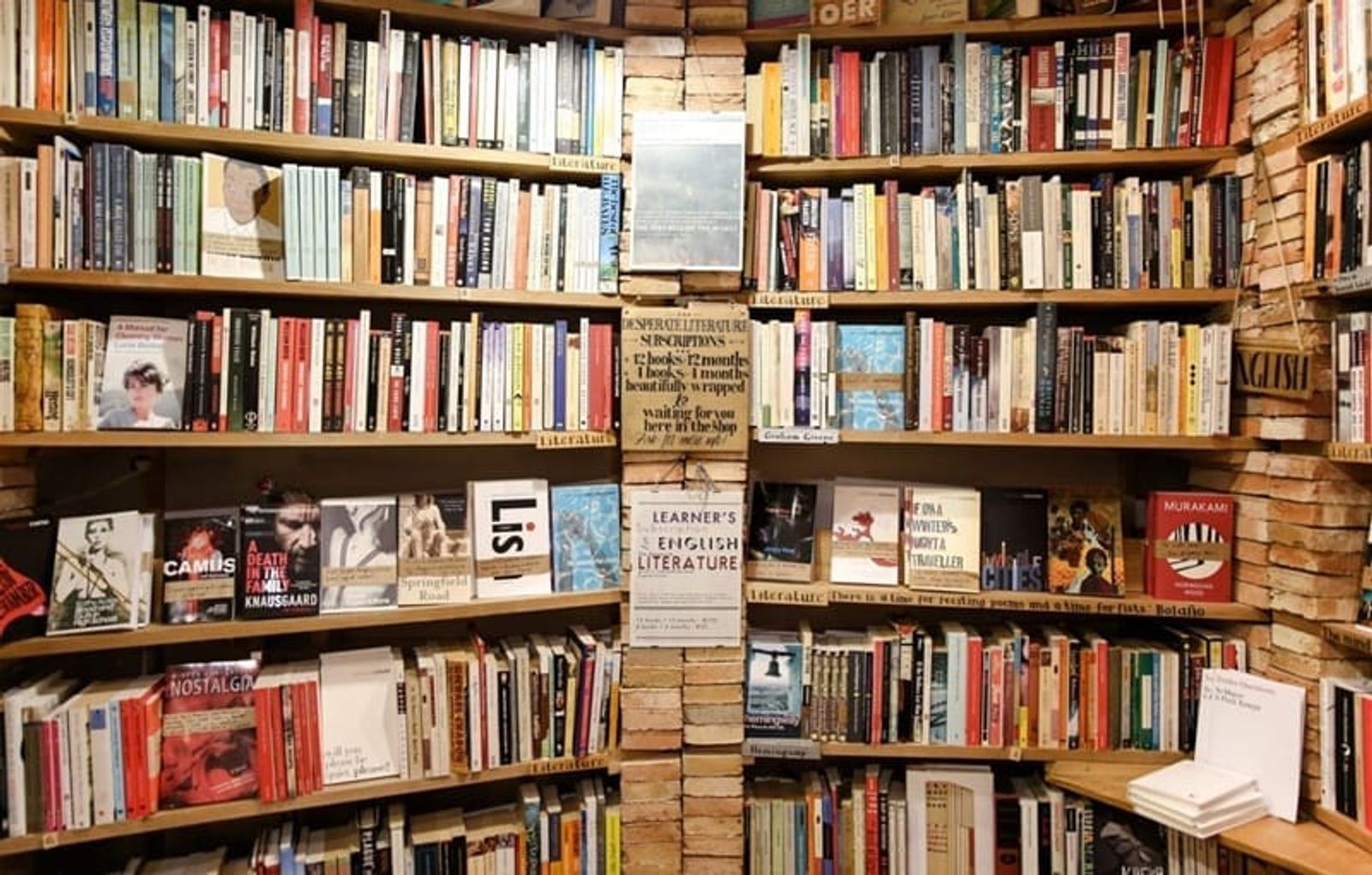 Los libros, únicos supervivientes culturales de 2020