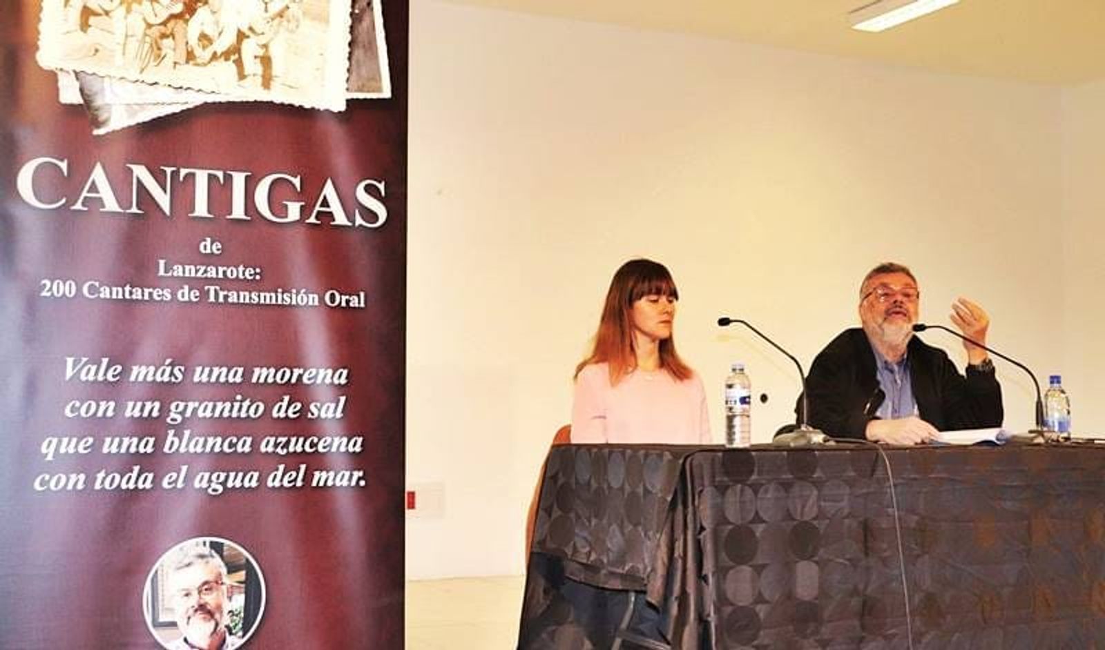 Presentado ‘Cantigas’, doscientos cantares populares de Lanzarote