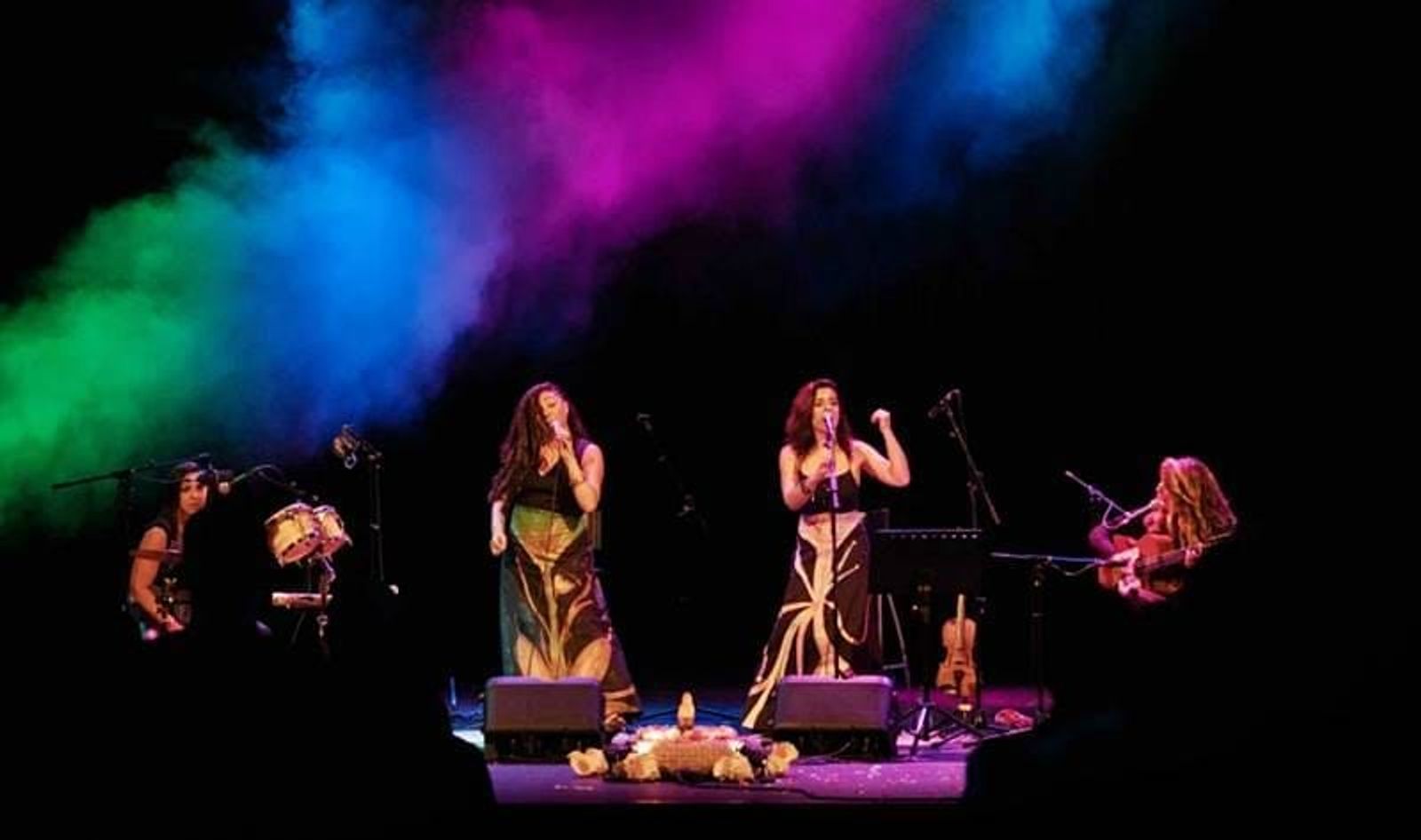 La música mestiza de Caracolas, este viernes en Teguise