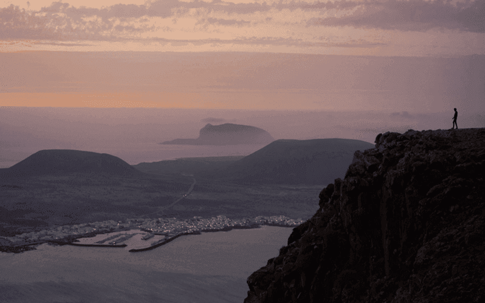 'Lanzarote: Bío/Geociencias y espacio' - Jornada Científica 