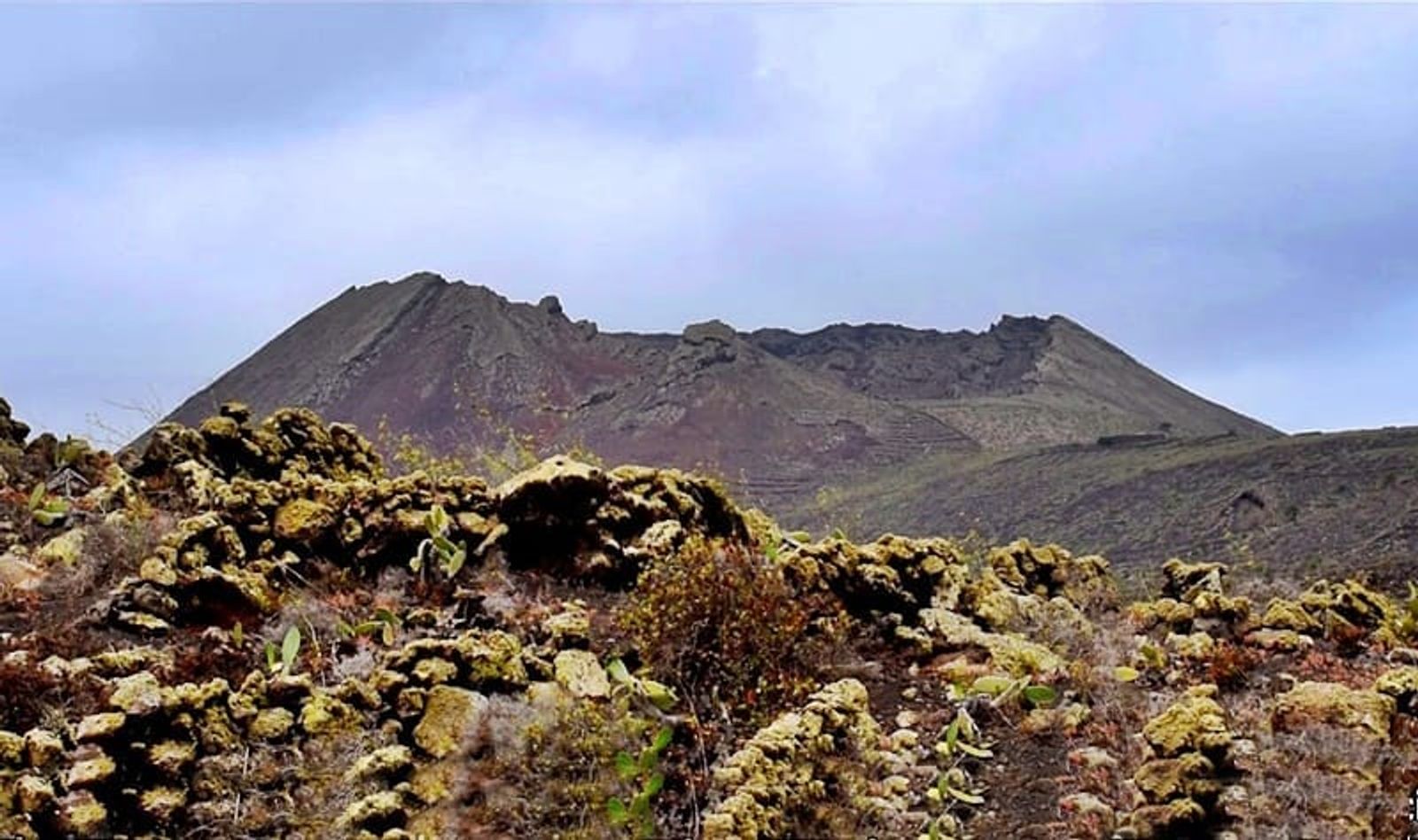 [Vídeo] Documentales sobre Lugares de Interés Geológico de Lanzarote: Nº9, Las Peñas de Tao