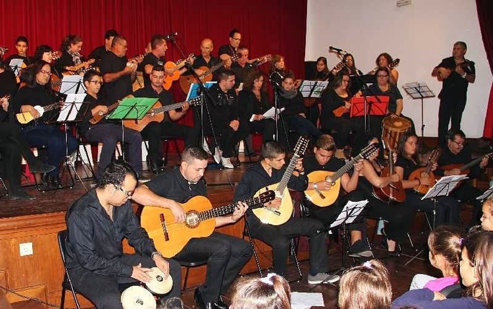 Tinajo reanuda con nuevas plazas la Escuela de Música y de Teatro