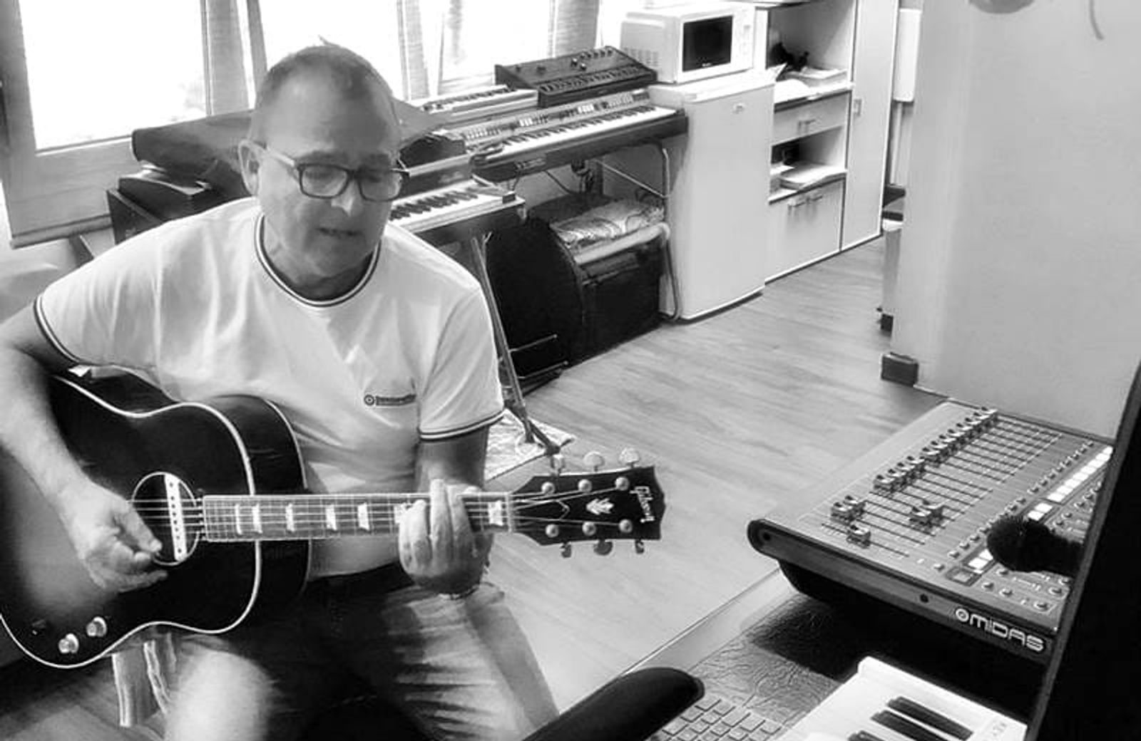 El lanzaroteño Miguel Cedrés galardonado como Mejor Disco Pop en los Premios Canarios de la Música