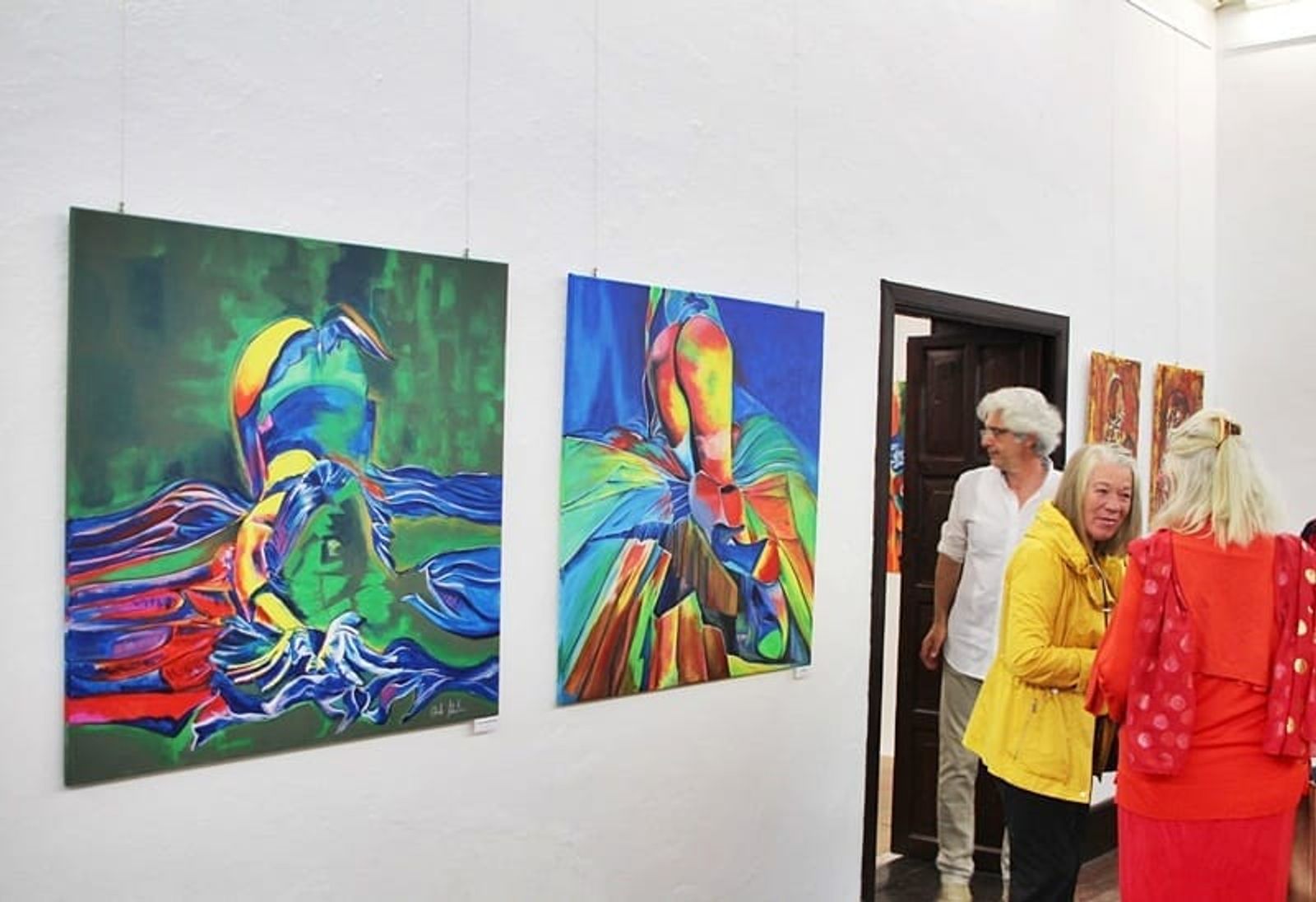 La pintora italiana Paola Valentini inauguró ‘Naturalmente’ en la Casa de la Cultura de Yaiza