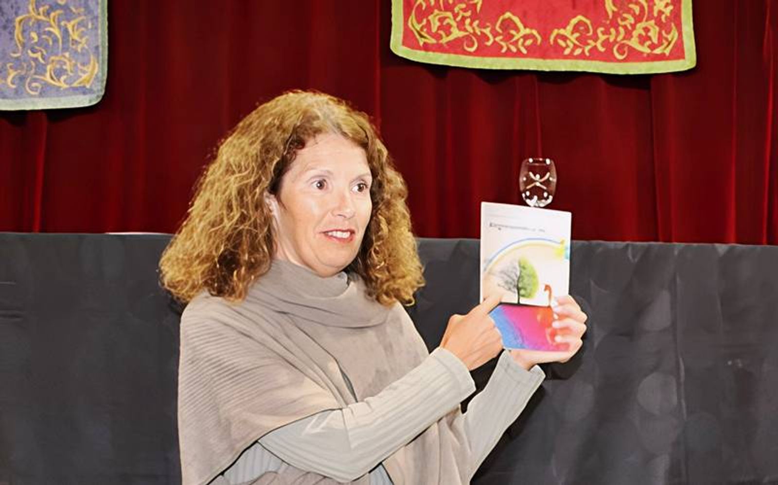 Presentado el libro ‘Regresando a mí’ de María Hernández