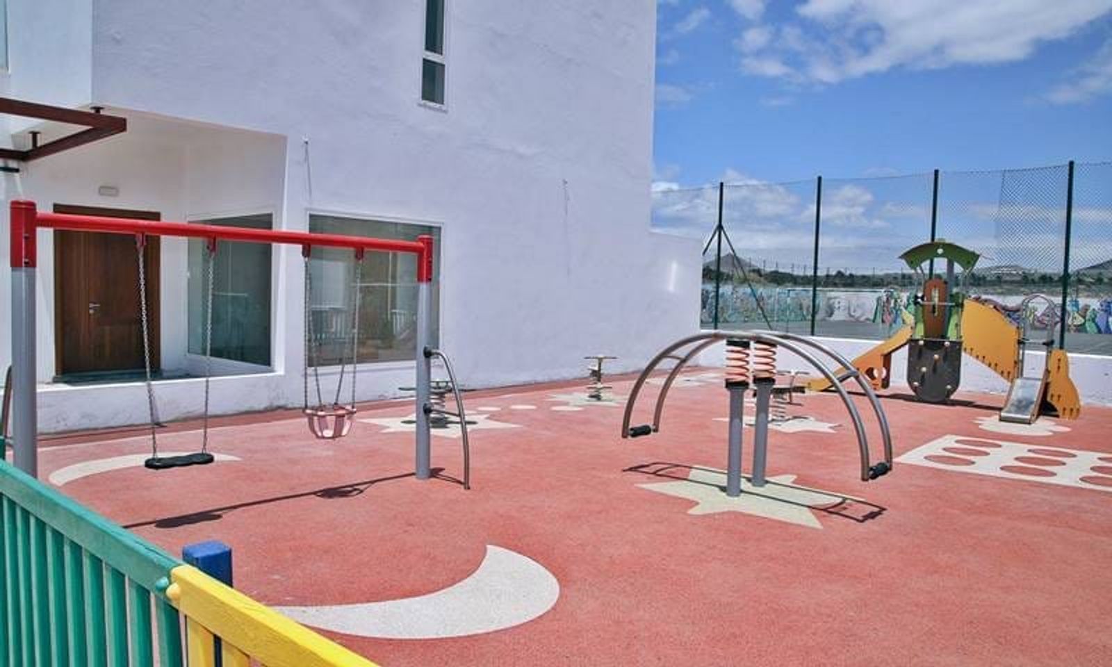 Las Caletas estrena nuevo Centro Cívico